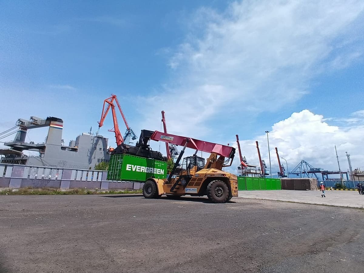 Container Transport Activity